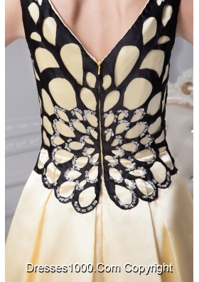 Two Tiers V-neck A-line Prom Dress with Beading and Floral Appliques