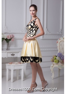 Two Tiers V-neck A-line Prom Dress with Beading and Floral Appliques