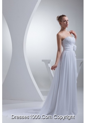 White Floral Appliques Jewelry and Flowers Sweetheart Wedding Gowns