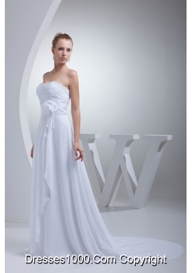 White Floral Appliques Jewelry and Flowers Sweetheart Wedding Gowns