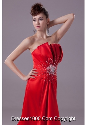 Beaded Sweep Train Prom Dresses with Ruffled Strapless Neckline