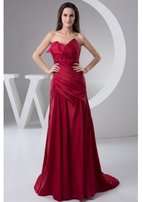 Ruches Brush Train Prom Celebrity Prom Dress in Wine Red for Cheap