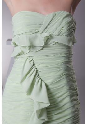 Ruffled and Ruched Sweetheart Column Prom Gowns in Light Green