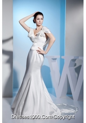 Special Style Beaded V-neck White Bridal Dresses Court Train