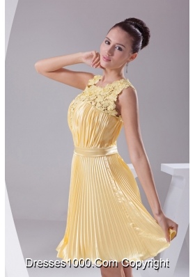 Yellow Pleating Lace Scoop Prom Dress Decorated with Ribbon