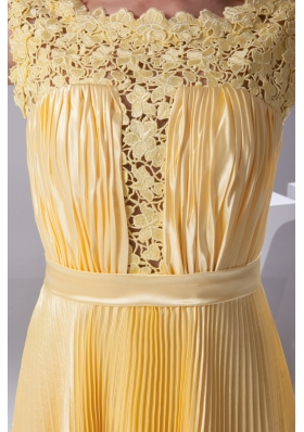 Yellow Pleating Lace Scoop Prom Dress Decorated with Ribbon