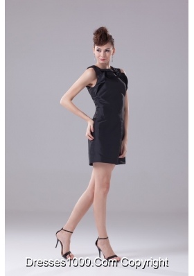 Mini-length Prom Dress in Black with Petal Square Neckline