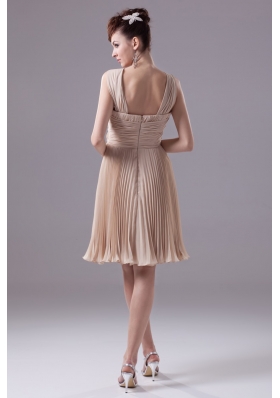 Pleating and Ruffles V-neck Knee-length Prom Dresses in Champagne