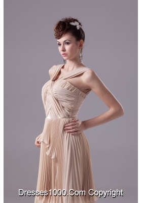 Pleating and Ruffles V-neck Knee-length Prom Dresses in Champagne