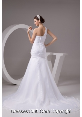 Popular One Shoulder Ruched Court Train Wedding Dresses in White