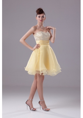 Sweetheart A-line Prom Gowns with Ruched Sash and Beaded Breast