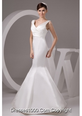 V-neck Mermaid Wedding Dresses in White with Ruche Floor-length