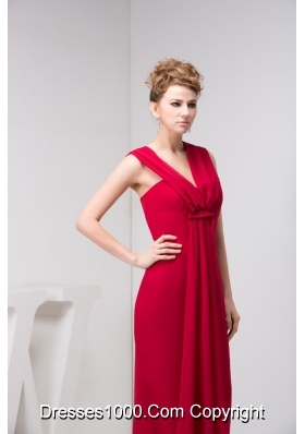 V-neck Ruched Brush Train Prom Evening Dress in Wine Red