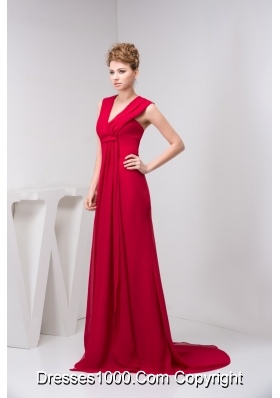 V-neck Ruched Brush Train Prom Evening Dress in Wine Red