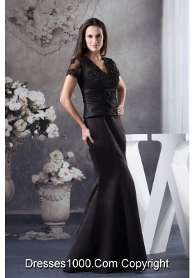 Appliqued Black Prom Celebrity Dress with Short Sleeves and Cutout