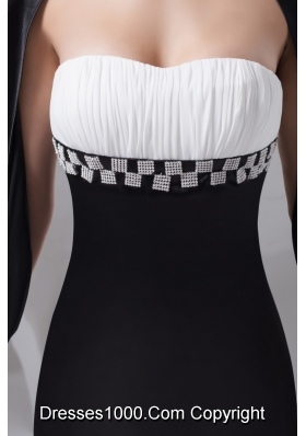 Black and White Mini Sweetheart Prom Dress with Beading