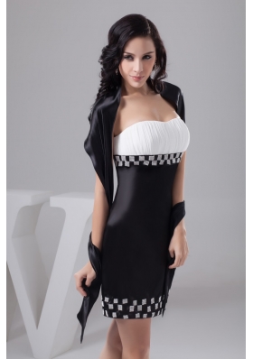 Black and White Mini Sweetheart Prom Dress with Beading