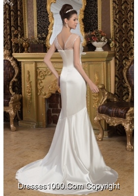 Cream Colored V-neck Mermaid Brush Train Wedding Dresses with Flowers