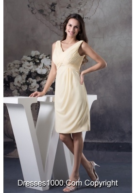 Empire Sheath Light Yellow Ruching Short Prom Dress