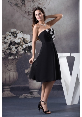 Hand Made Flowers Decorated Strapless Prom Dress in Black