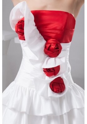 Mini-length Red and White Bridal Gowns with Flowers and Ruffled Layers