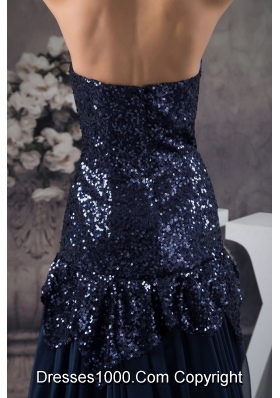 Sequins Decorate Bodice Court Train Prom Dresses in Navy Blue