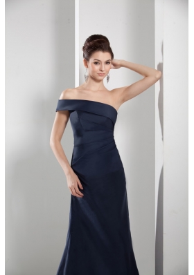 Asymmetrical Shoulder Sweep Train Navy Blue Prom Gown in Satin