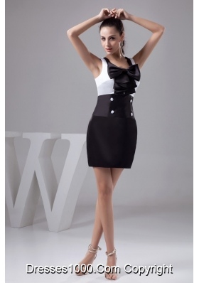 Beautiful Square Black and White Prom Dress with Button and Bowknot