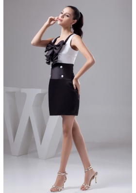 Beautiful Square Black and White Prom Dress with Button and Bowknot