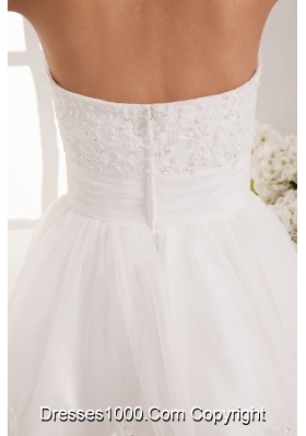 Flowers Beaing and AppliquesStrapless Princess Wedding Dress with Lace Edge