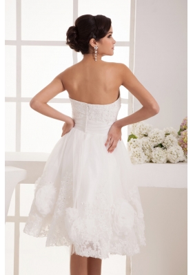 Flowers Beaing and AppliquesStrapless Princess Wedding Dress with Lace Edge