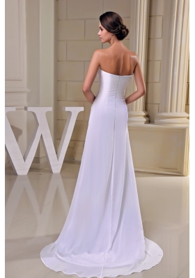 Sweetheart Brush Train Wedding Dresses in White Decorated with Beading and Ruching