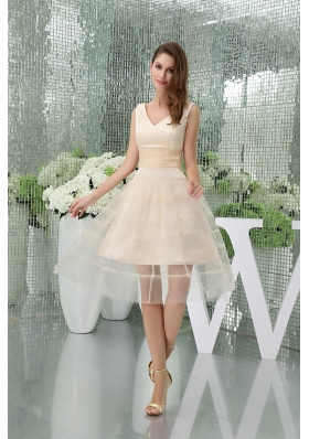 Beautiful A-line Satin Tulle V-neck Knee-length Champagne Prom Dress