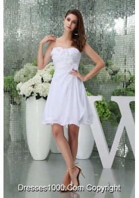 Hanle Flowers and Ruching Decorated Strapless Bridal Gown Flounced Hemline