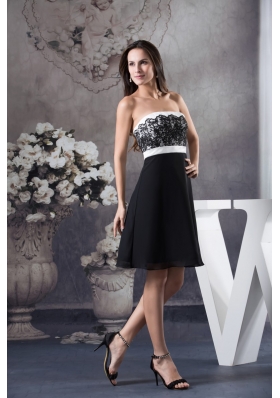 Simple Black and White Prom Cocktail Dress with Lace Decoration