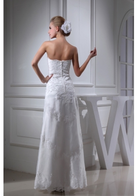 Sweetheart Lace and Taffeta Ruching Bridal Dresses in White with Hollow Out