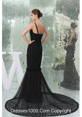 Mermaid Brush Train Spaghetti Straps Black Lace Prom Dress