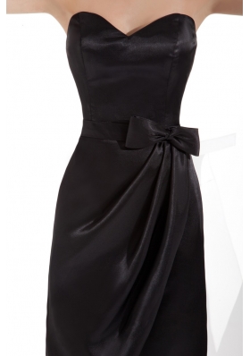 Column Black Sweetheart Bowknot Short Prom Dress with Satin