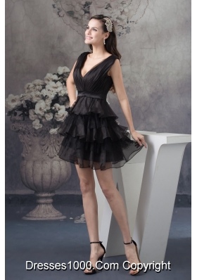 Organza Plunging V-neck Ruffle-layers Ruched Prom Dress in Black