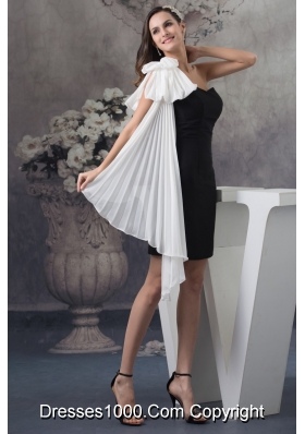 Popular Sheath One Shoulder Black Mini-length Prom Dress for Girls