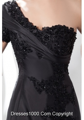 One Shoulder Black Sheath Slit Prom Dress with Single Short Sleeve