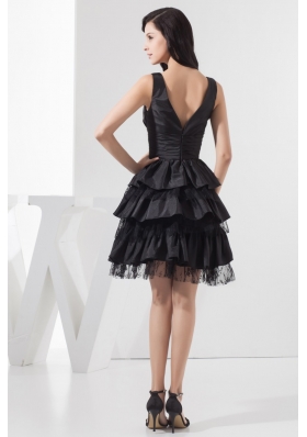 Taffeta Plunging V-neck Knee-length Ruffle-layers Black Prom Dress