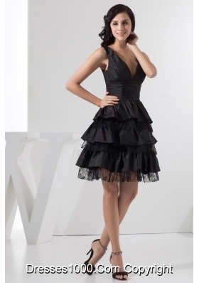 Taffeta Plunging V-neck Knee-length Ruffle-layers Black Prom Dress