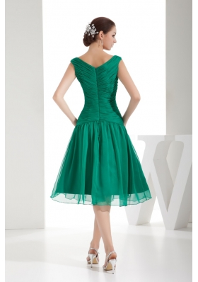 Green A Line Bateau Beading and Ruching Prom Gowns with Chiffon