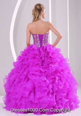 Ball Gown Sweetheart Ruffles and Beaded Decorate Quinceanera Gowns in Sweet 16