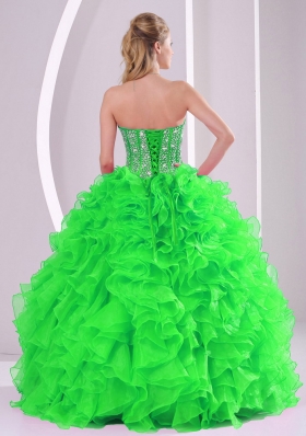 Ball Gown Sweetheart Ruffles and Beading Organza Quinceanera Gowns in Sweet 16