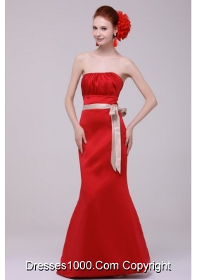 Elegant Strapless Taffeta Red Floor-length Prom Dress with Sashes