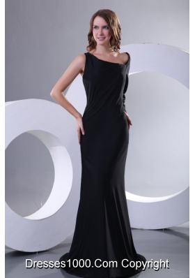 Modest Black Column 2013 Prom Celebrity Dress with Sweep Train