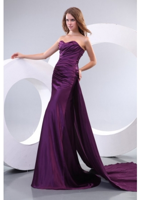 Popular Sweetheart Ruched Purple Prom Dresses with Watteau Train