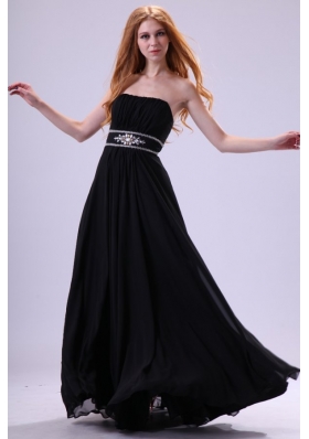 Elegant Strapless Beaded Ruche Prom Celebrity Dress in Black